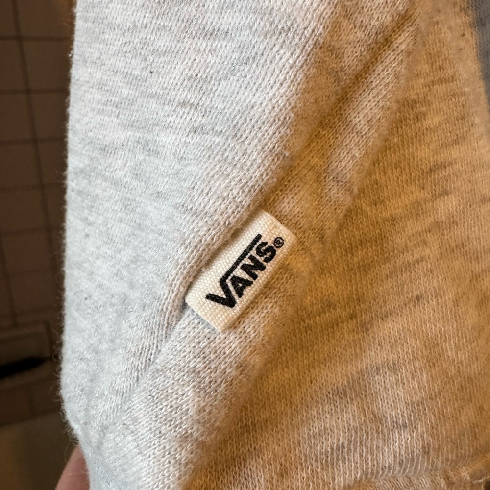 Vans Light Gray women’s cropped Hoodie with Checkered Sleeves - Picture 5 of 5